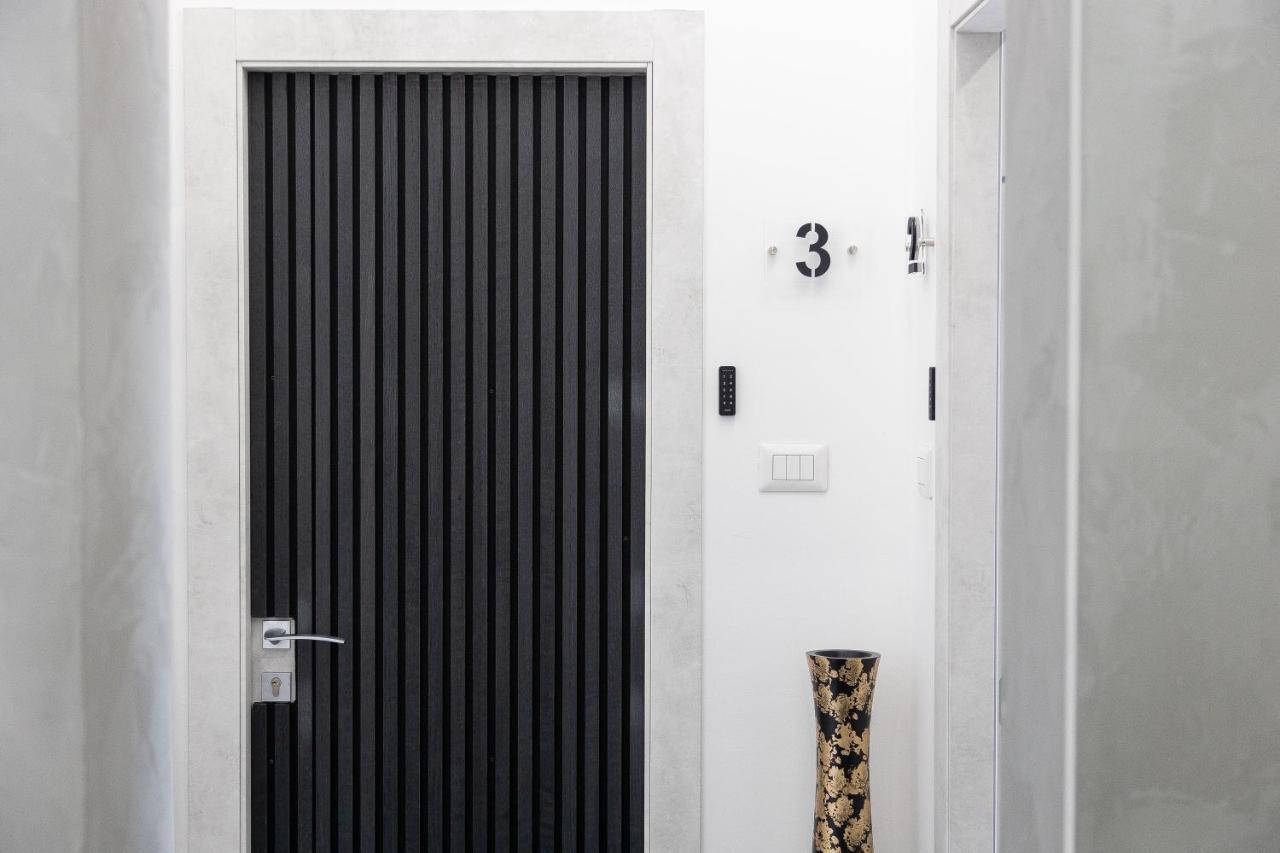 Kosmo Rome Luxury Hotel ภายนอก รูปภาพ