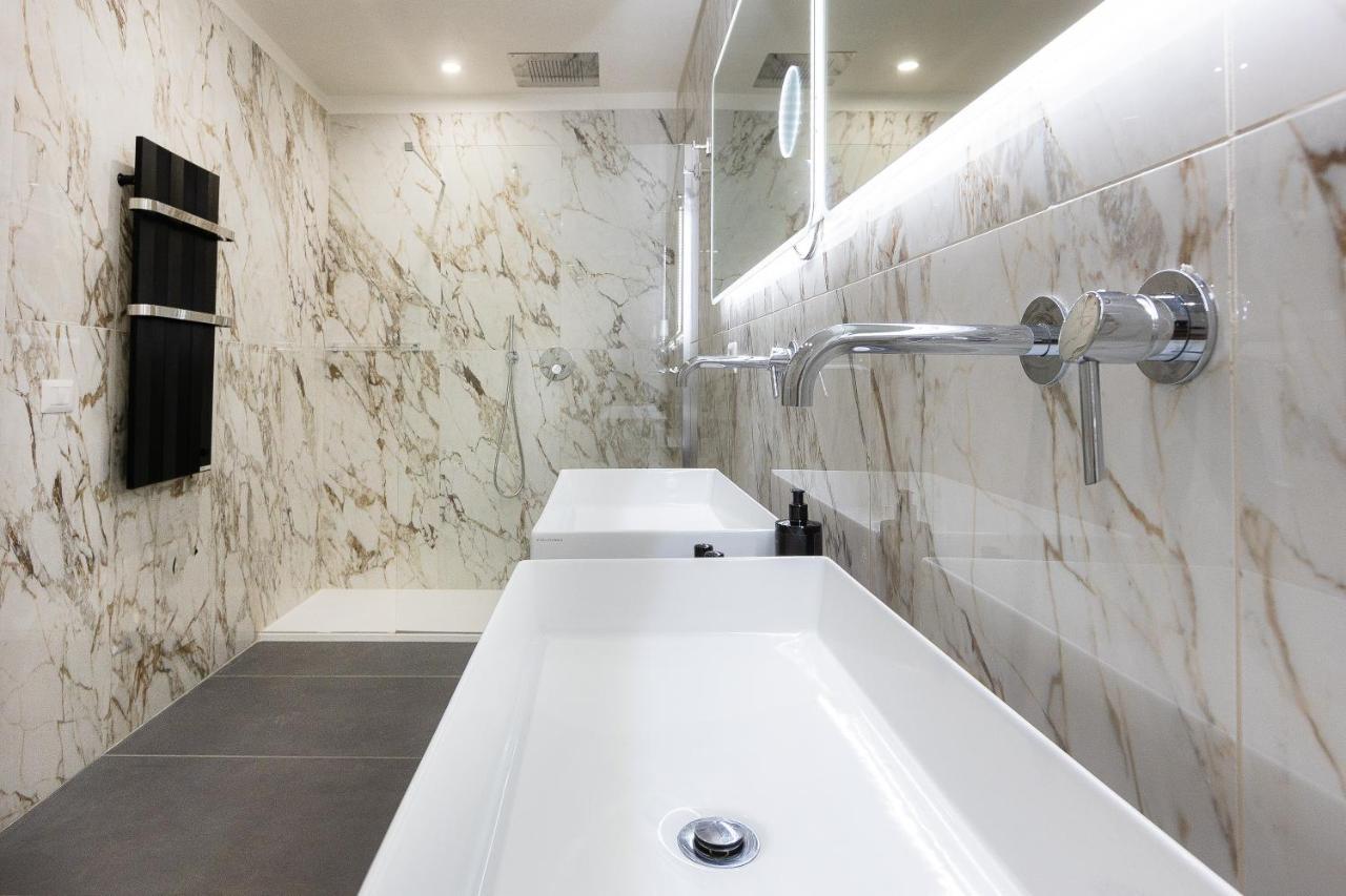 Kosmo Rome Luxury Hotel ภายนอก รูปภาพ