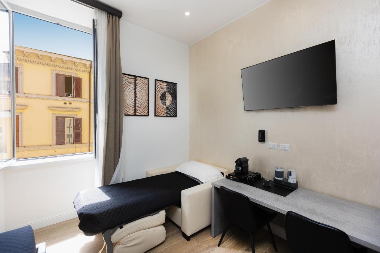 Kosmo Rome Luxury Hotel ภายนอก รูปภาพ