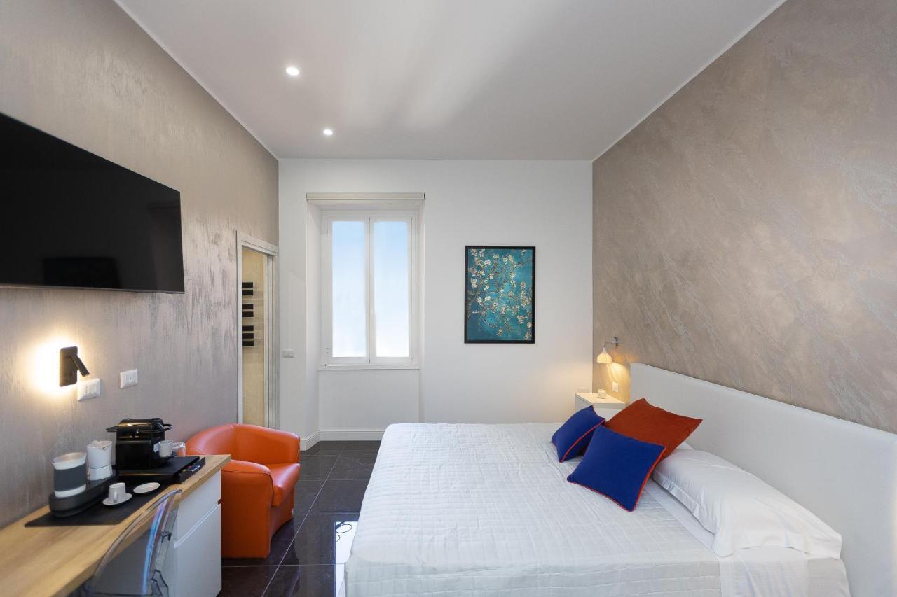 Kosmo Rome Luxury Hotel ภายนอก รูปภาพ